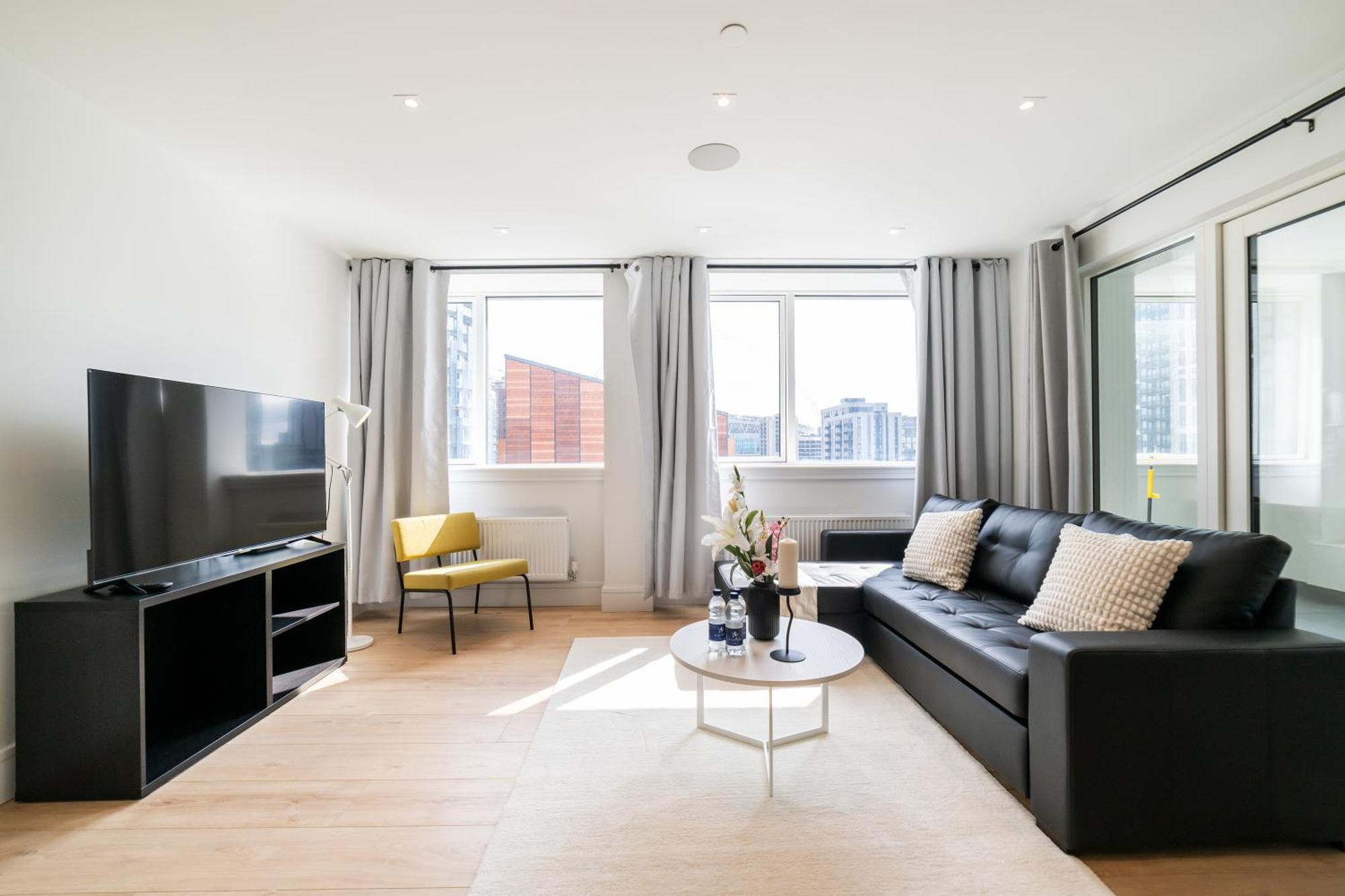 شقة Stylish Retreats On Olympic Way لندن المظهر الخارجي الصورة